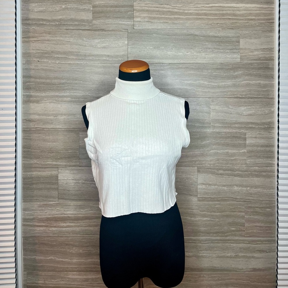 White Sleeveless Ribbed Turtleneck
